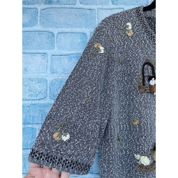 Atelier Sagan textured weave embroidered figures depicting people sweater medium - Picture 4 of 13